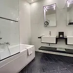 Pozzo Di Borgo 4* Ajaccio (Corsica)