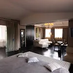 Hotel Pozzo Di Borgo 4*