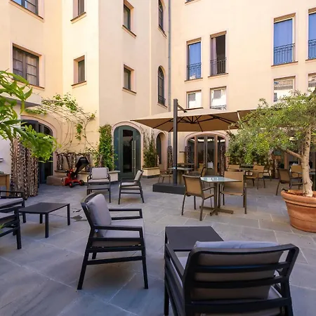 Hotell Pozzo Di Borgo Ajaccio (Corsica)