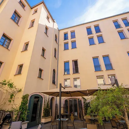 Pozzo Di Borgo Hotel