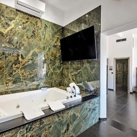 Hotel Pozzo Di Borgo Ajaccio (Corsica)