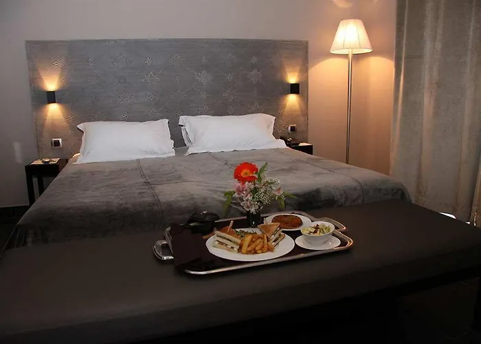 호텔 Pozzo Di Borgo