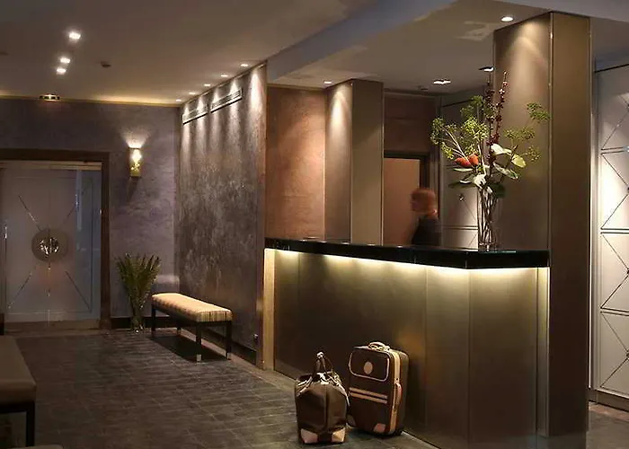 Hotel Pozzo Di Borgo 4*