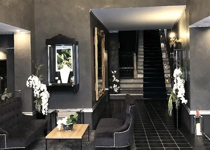 호텔 Pozzo Di Borgo 4*